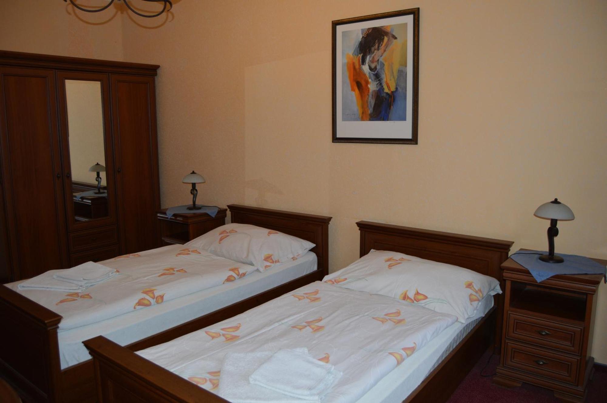 Hotel Paradise Ostrava Quarto foto