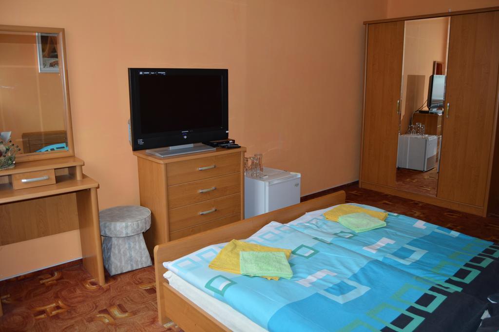 Hotel Paradise Ostrava Quarto foto