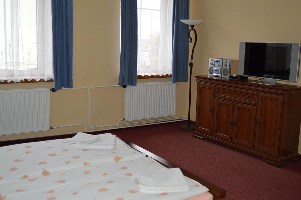 Hotel Paradise Ostrava Quarto foto